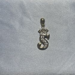 10kt Cz S Crown Pendant
