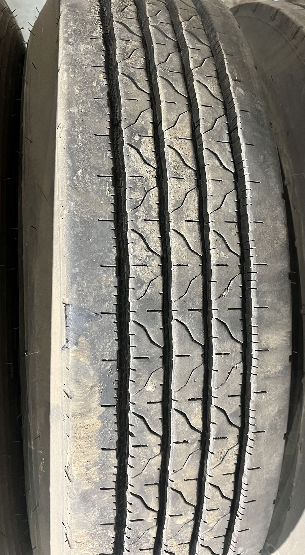 11R22.5 Goodyear