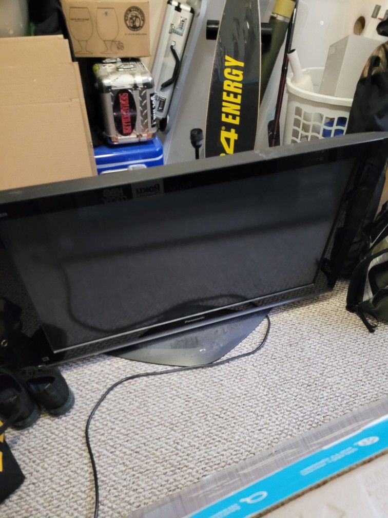 45inch Panasonic TV With Remote
