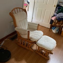 Rocking Chair 
