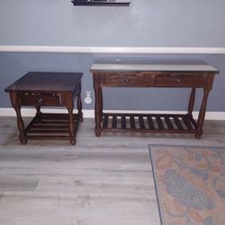 3  Piece Set  Entry  Table With  2 End Tables /glass Top On Entry Table /In Great Condition Measurements In Description/taking Offers 