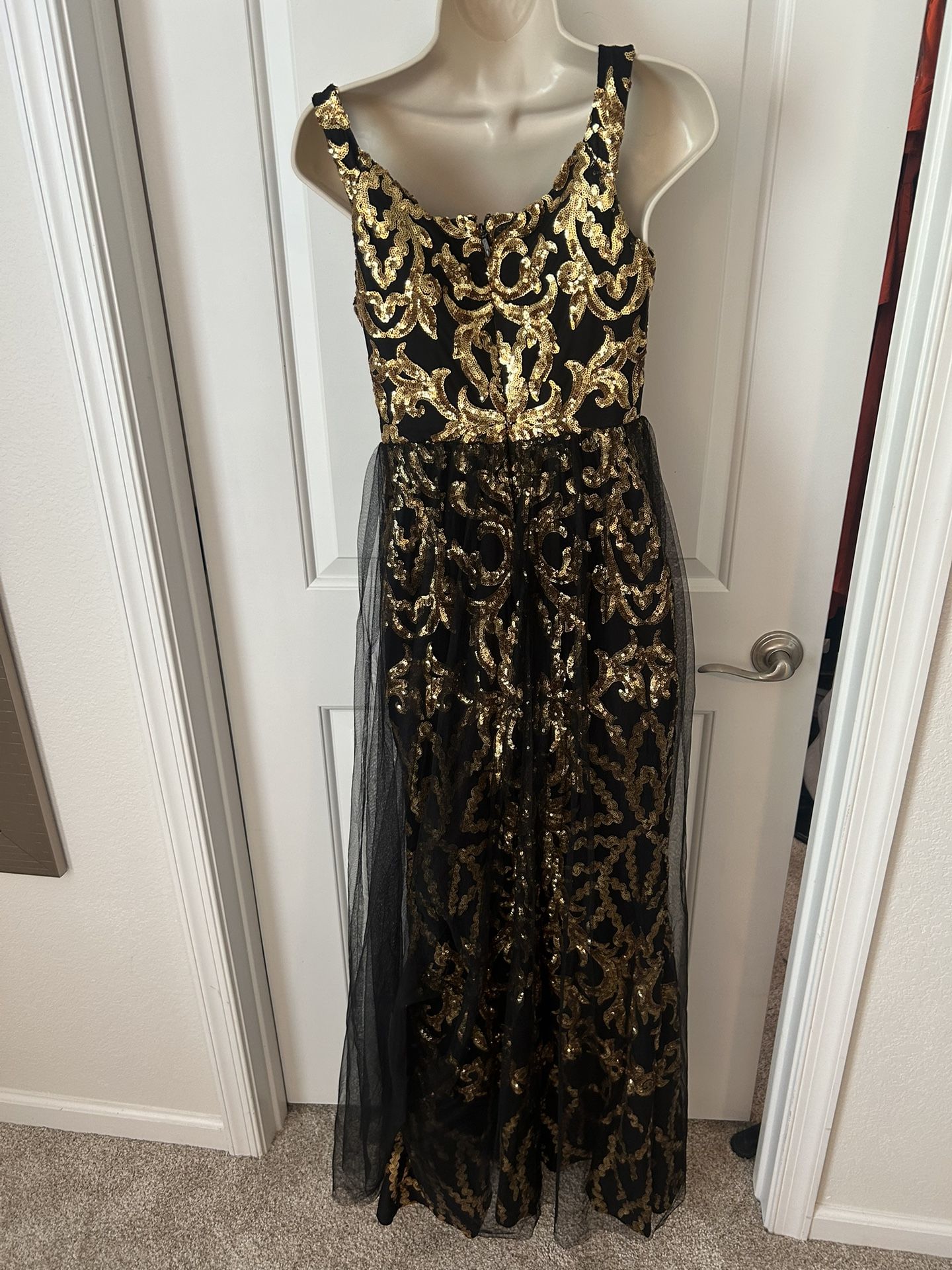 Fashion Nova Size Large Formal Dress 