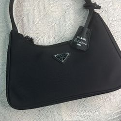 Prada Re-edition 2000 Mini Bag 