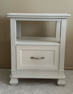 Very sturdy Shabby Chic ShabbyChic White End Side Table Nightstand With Shelf And Pull Out Drawer.