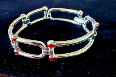 Vintage 1970s Gucci Sterling Silver Red Enamel Horsebit Link Bracelet Authentic. 7”.