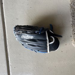 Rawlings Youth Baseball Glove 