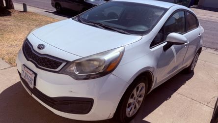 Immaculate 2015 Kia Rio EX GDI, 4cyl, low miles 79k