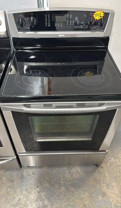 Whirlpool Electric Glass-Top Range – Stainless, 5 Elements