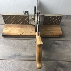 Vintage Sears Craftsmen Miter Box No. 881.3634 17- 3/4" With Saw