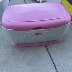 Girls Toy Box