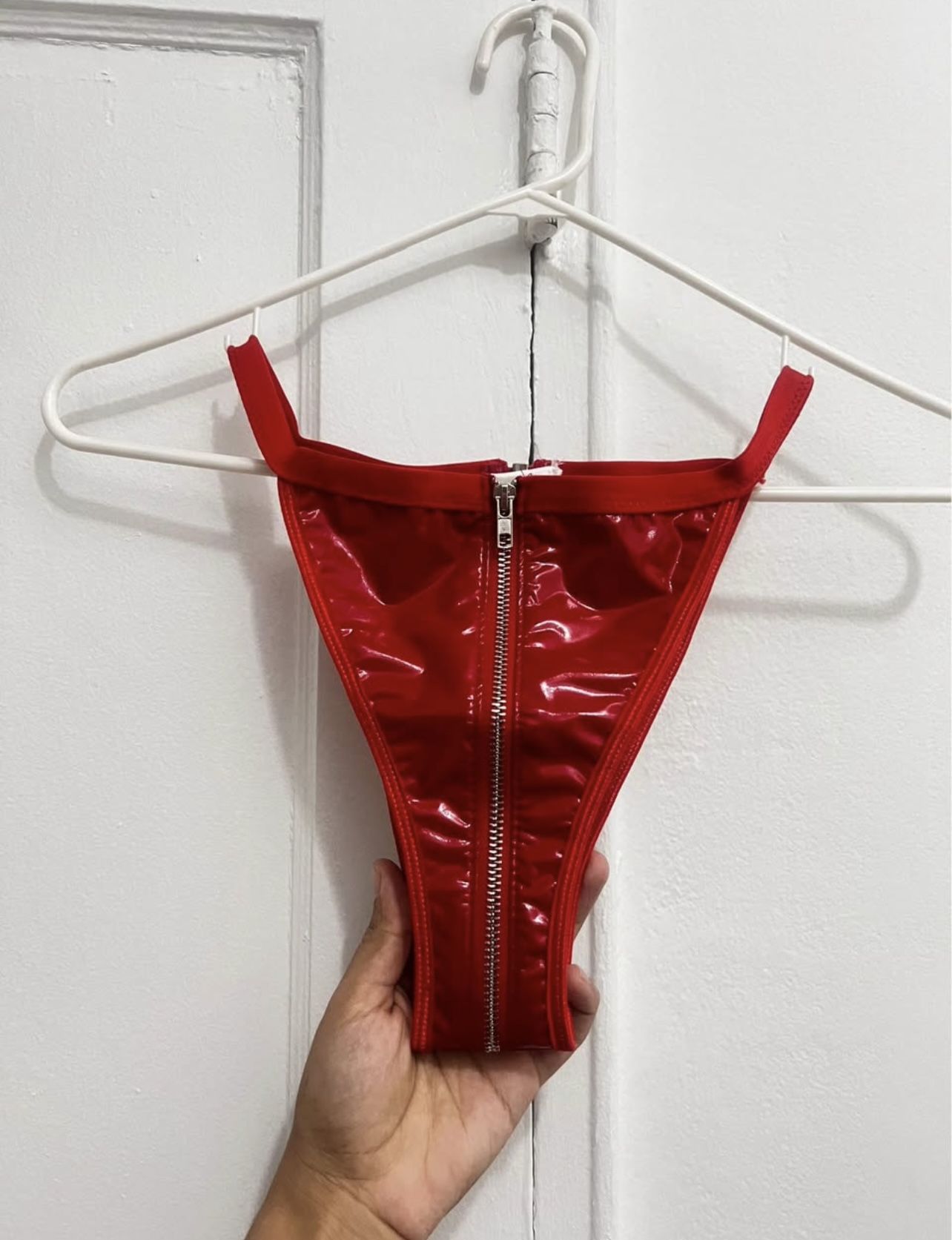 Sexy Thongs with Zipper Details (New)