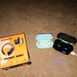2 Pairs Of Skullcandy Earbuds Push Active, And Sesh Evo 