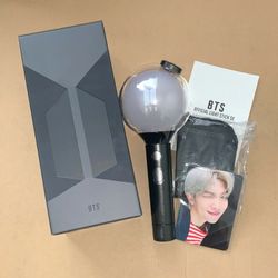 BTS LIGHT STICK NEVER USED JUST OPENED FOR SHOWING!
