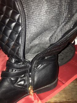 Michael Kors girls fashion boots size 2