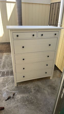 IKEA 6 drawer dresser $125