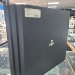 Ps4 Pro With Controller 