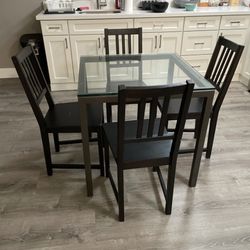 Kitchen Table 