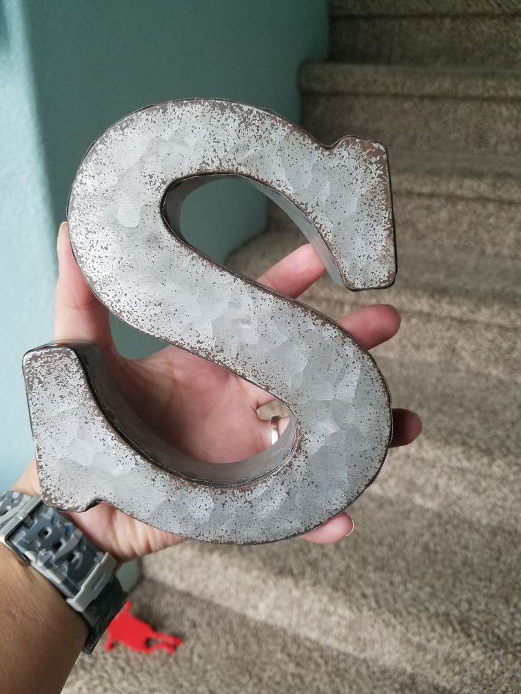 Metal letter S