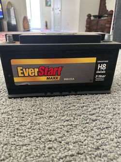 EverStart Maxx H8 / Group 49 Car Battery – 950 CCA – Good Condition