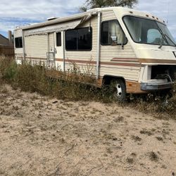 1984 Southwind motorhome FREE 
