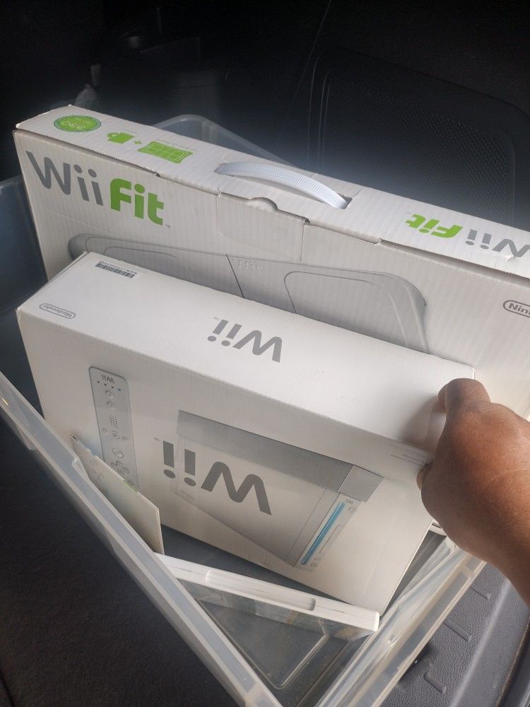 Wii Fit Set! In Exelente Condition I No Longer Use It