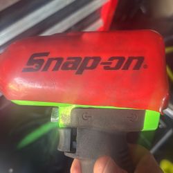 Snap On 1/2 Impact Wrench 