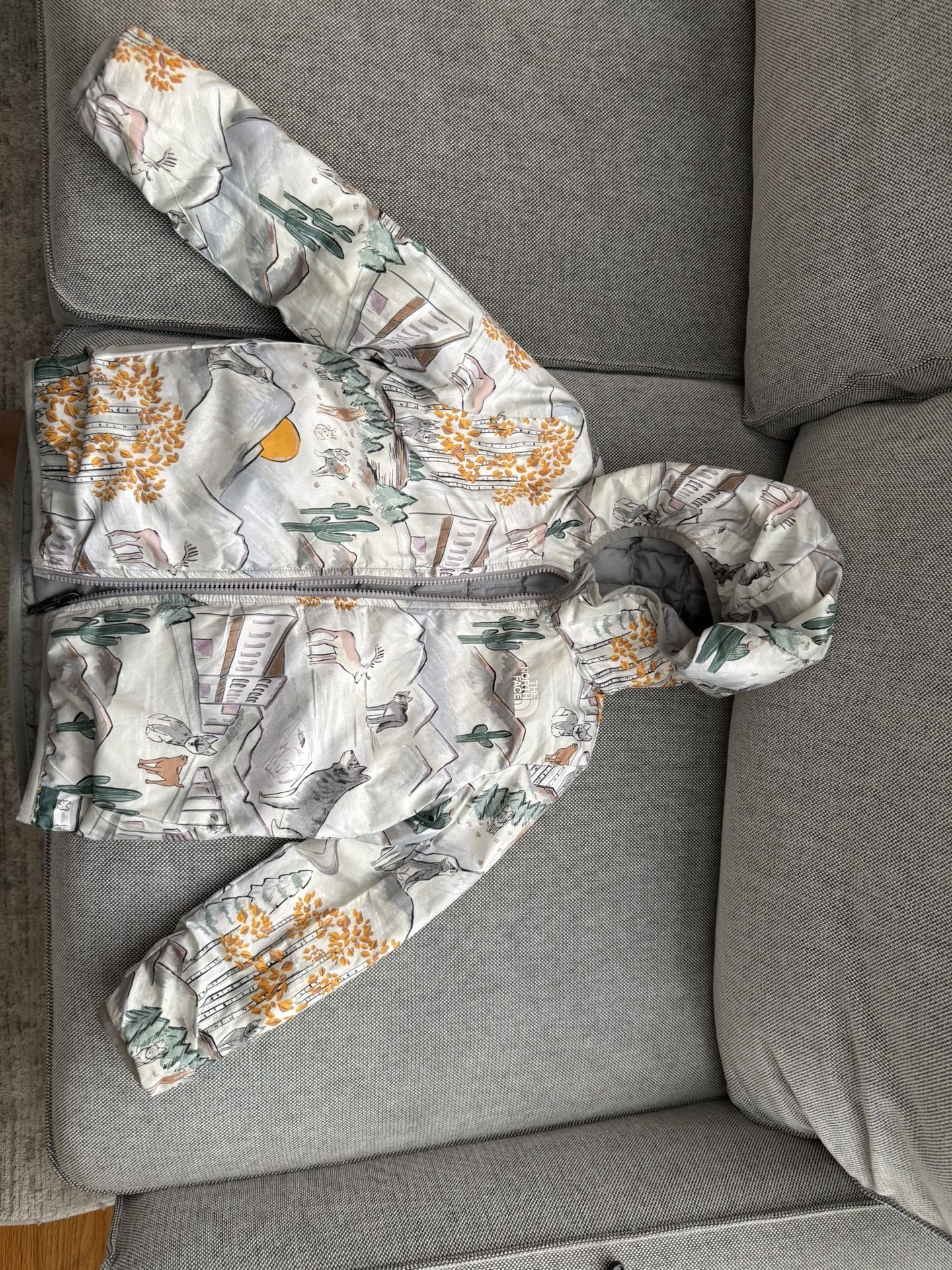 Kids’ THERMOBALL™ Hooded Jacket, 5 Size