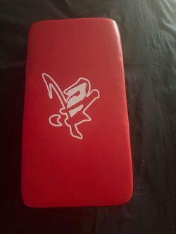Kicking boxing training pad