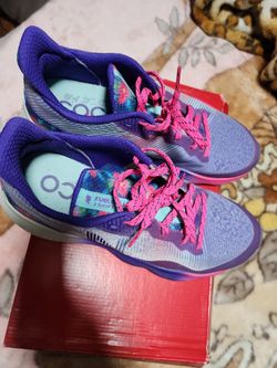 New Balance M8.5 W10