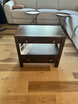 Pottery Barn - Calistoga Night Stands (Pair)