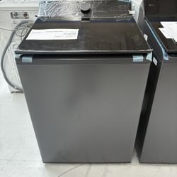 Black Top Load Washer W/ High Efficiency Impeller & See-Thru Lid, 5.5 Cu Ft Cpcty, $749