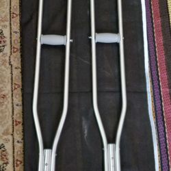 New crutches adjustable, $40 Check Out All Pictures Pick Up At Country Club And Grant