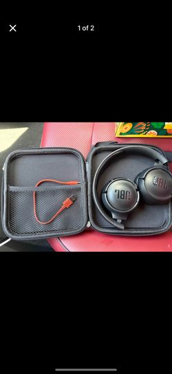 JBL headphone