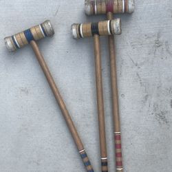 croquet mallets + Balls 