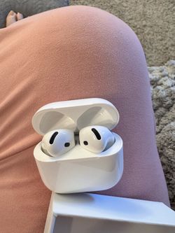 Air Pods 4