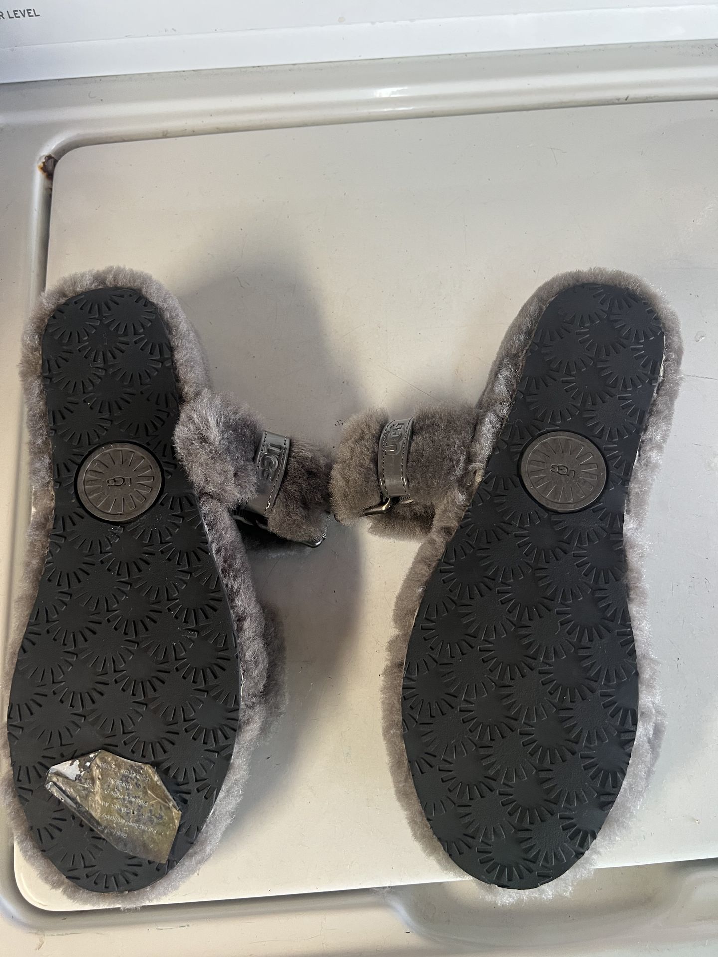 Ugg fluff slides