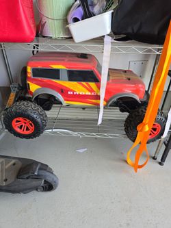 Crawler bronco