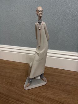 Lladro 4602 Doctor Porcelain Figurine Statue