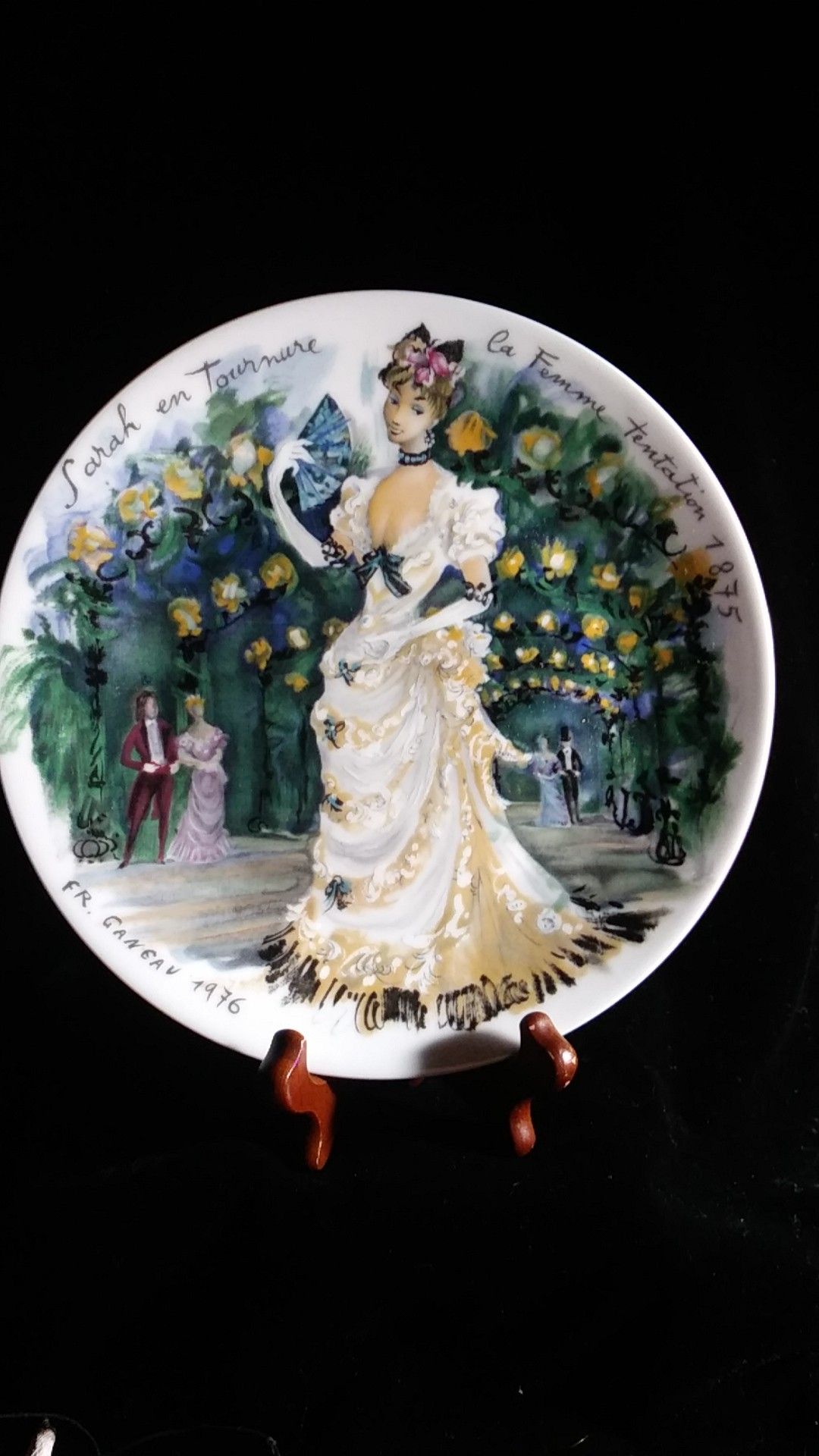 D'Arceau Limoges Plate, FR Ganeau, Sarah en Tournure, la Femme Tentation 1875