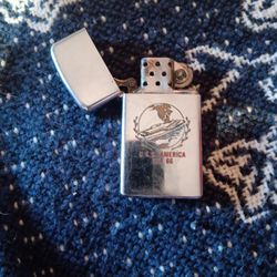 Vintage 1973 USS.America CVA 66 Zippo 