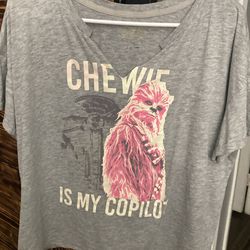 Woman’s Star Wars Top Size XL