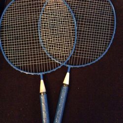 2 Racquets