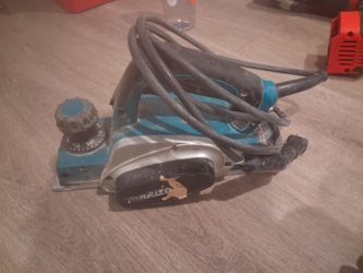 Corded Makita KP0800K