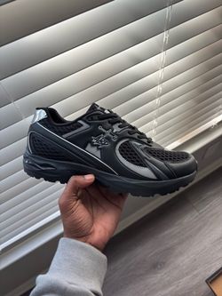 Men’s sneakers