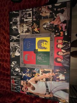 Signed Queen Band Pictures