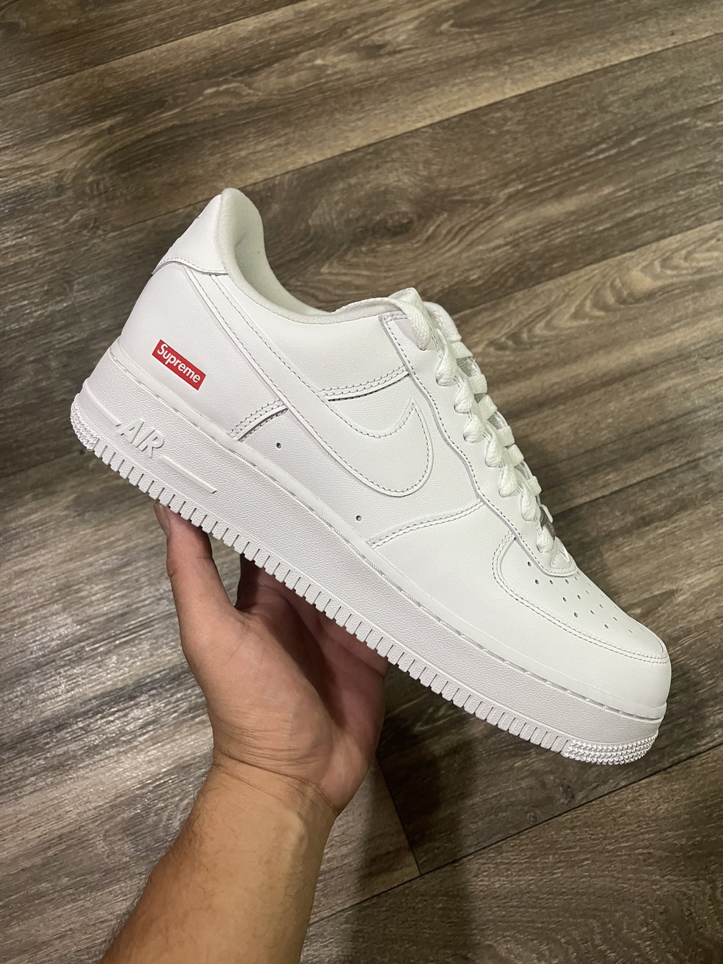 Nike Supreme Air Force 1 Blk Size 9 for Sale in Garland, TX - OfferUp