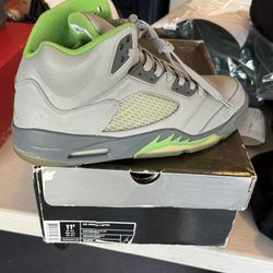 Air Jordan fives retro green bean