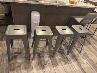 Gray Bar Stools Set Of 4 (24 In) Indoor Outdoor stackable