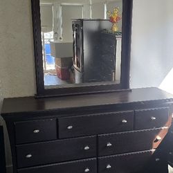 Bedroom Dresser Set