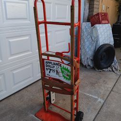 Have Dirty Dolly In Dolly In Moving Dolly In Very Good Condition Pick Up Only Please 